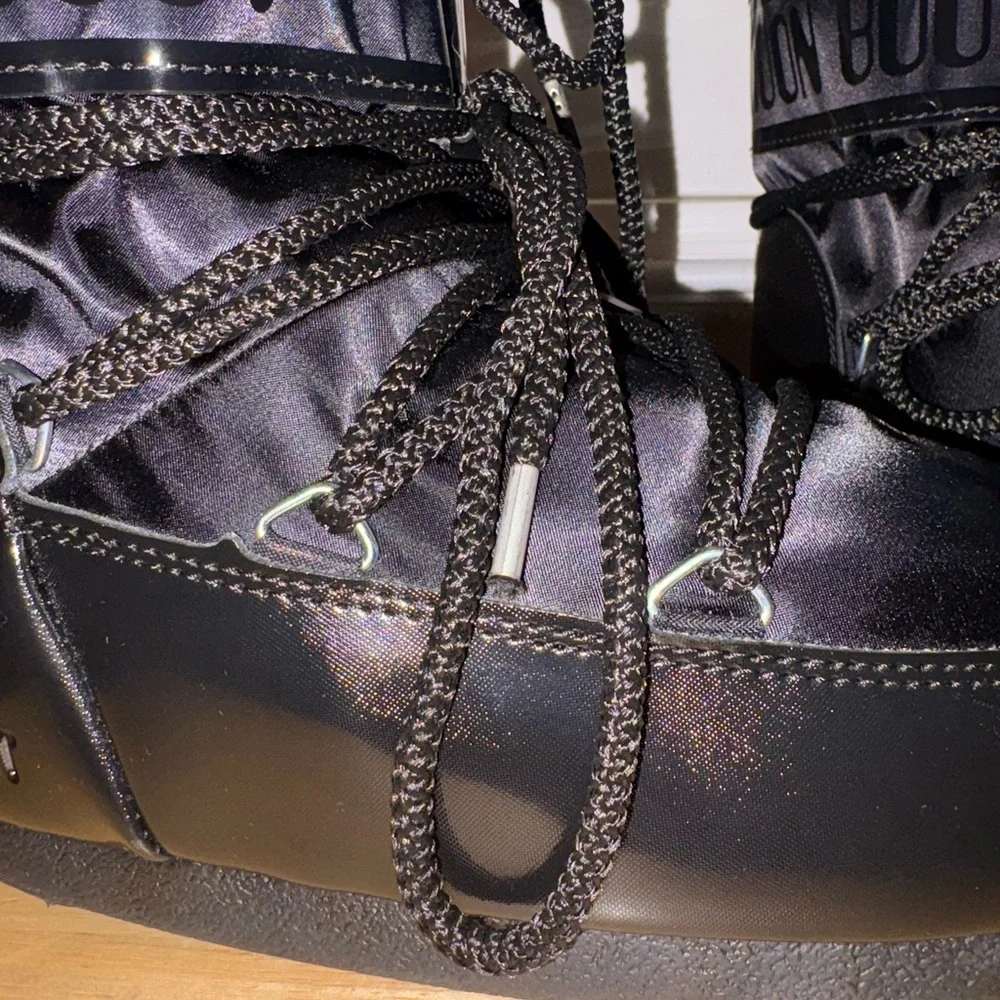 Moon Boot ICON LOW GLANCE BLACK SATIN BOOTS - Picture 10 of 13